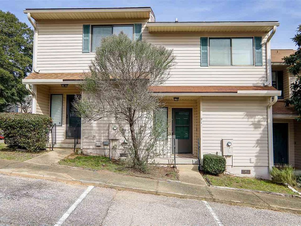 1st image of 912 Brookside Ct