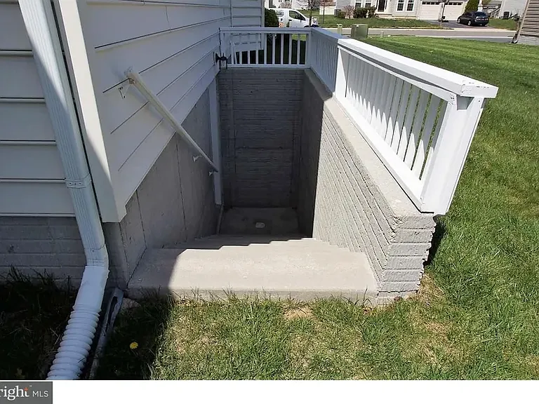 72 Point Landing Ln — Photo 16
