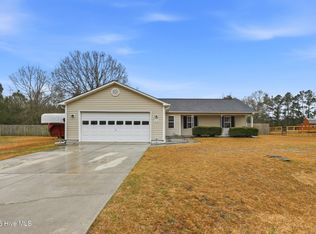 218 Redberry Drive, Richlands, NC 28574