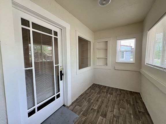 5th image of 316 9th St SW