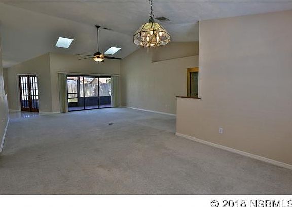 5th image of 4433 Doris Dr