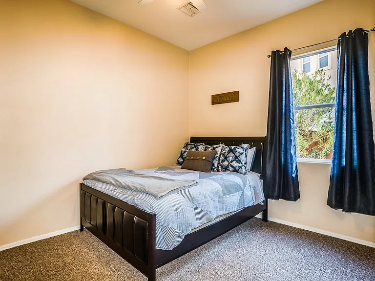 3078 W Desert Bird Ct — Photo 13