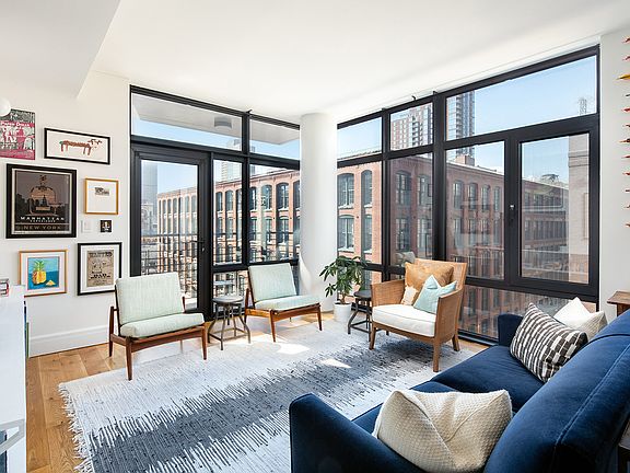 4th image of 47 Bridge St APT 5C