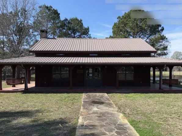 10453 Snake Jenkins Rd, Bogalusa, LA 70427