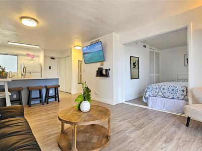 1909 Ala Wai Blvd APT 1406, Honolulu, HI, 96815