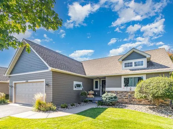 1042 Wyncrest Ct, Woodbury, MN 55129