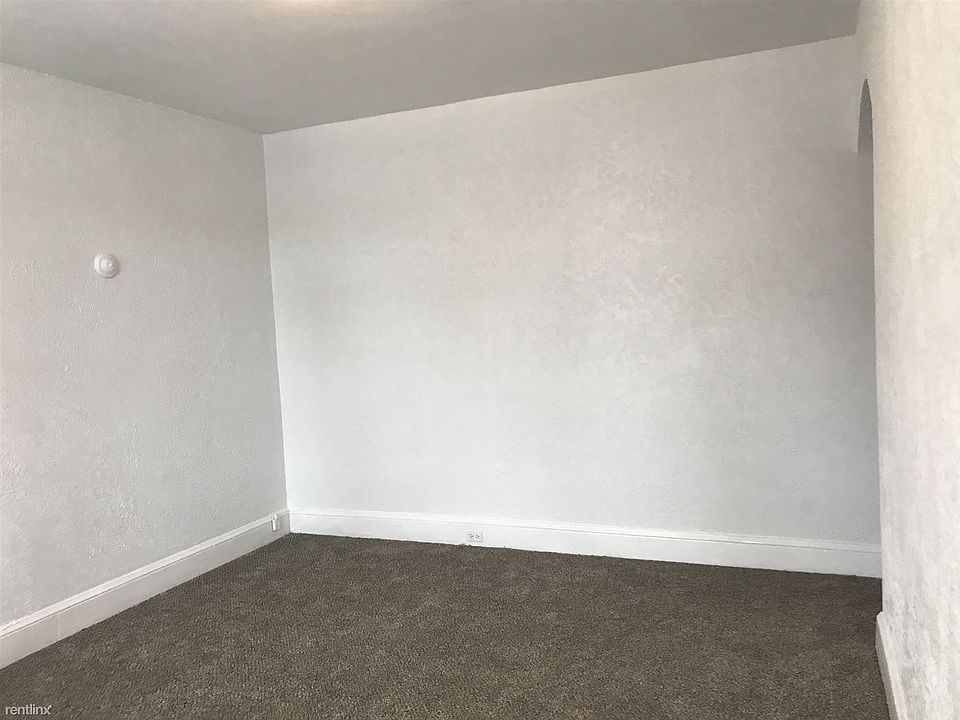 Living room, view from front door