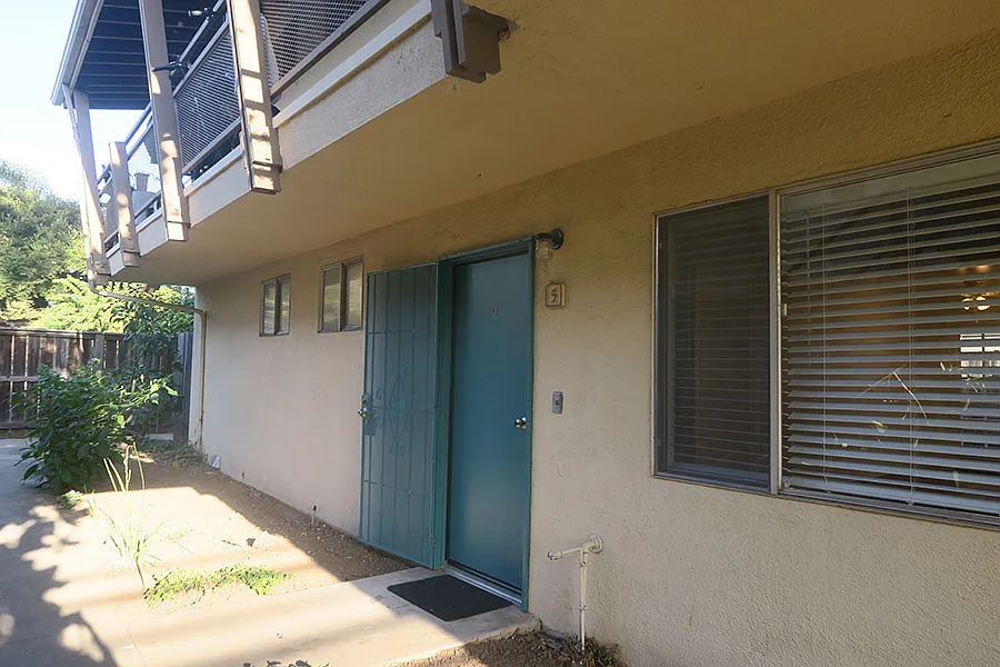 2 bed, $4,045 — Photo 2