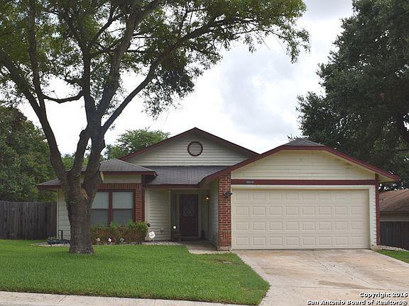 3rd image of 16918 Vista Bluff Dr