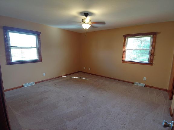 4th image of 6409 Birchview Dr S