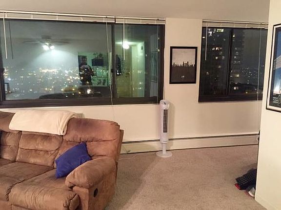 5th image of 1330 N Dearborn St APT 1501