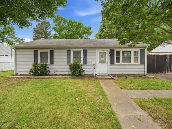 1003 Rollins Cir, Hampton, VA 23663