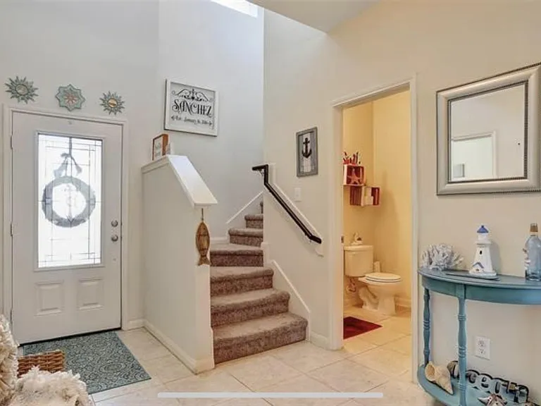 2122 Sable Wood Dr — Photo 12