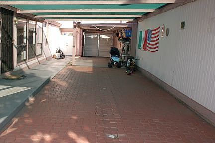 4th image of 1770 Club Dr