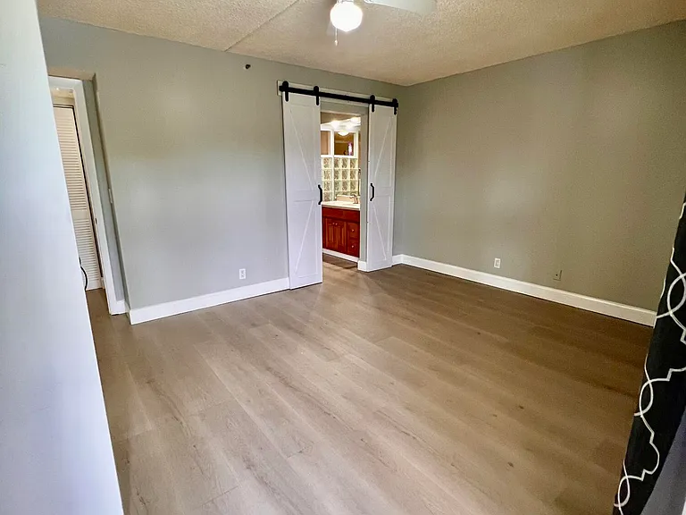 1850 Homewood Blvd — Photo 12
