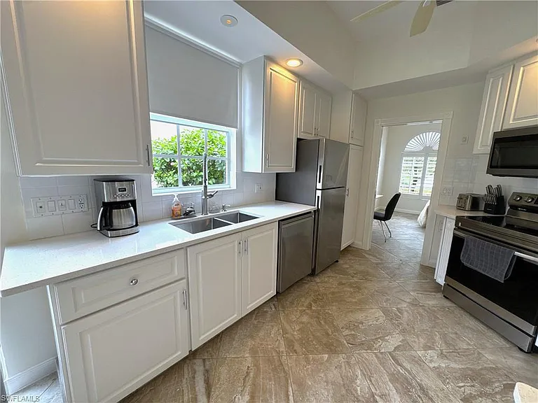 4402 Novato Ct — Photo 6