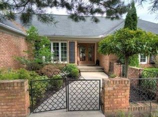 5776 Hunters Gate Dr #0, Troy, MI 48098