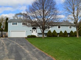 8227 66th Ave, Pleasant Prairie, WI 53158