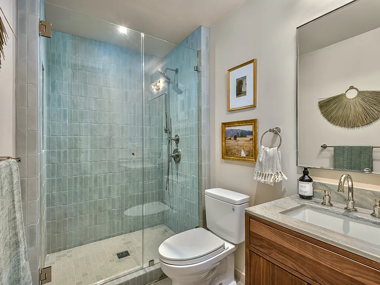 18492 White Oak Dr — Photo 7