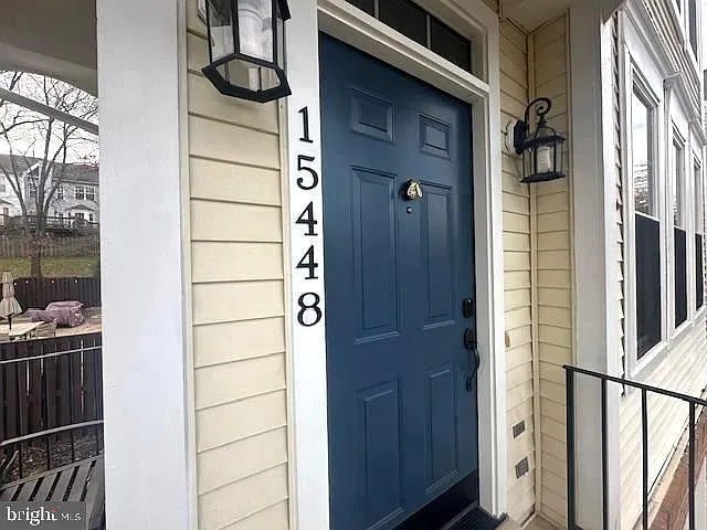 4 bed, 3.5 bath, 1760 sqft, $2,845 — Photo 2