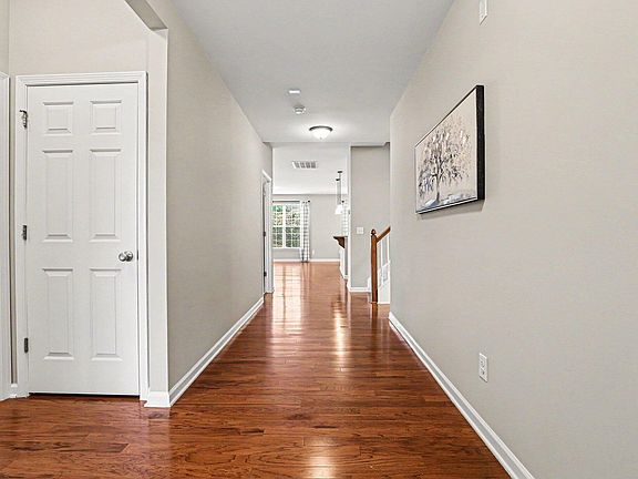 3rd image of 1504 Gracechurch St