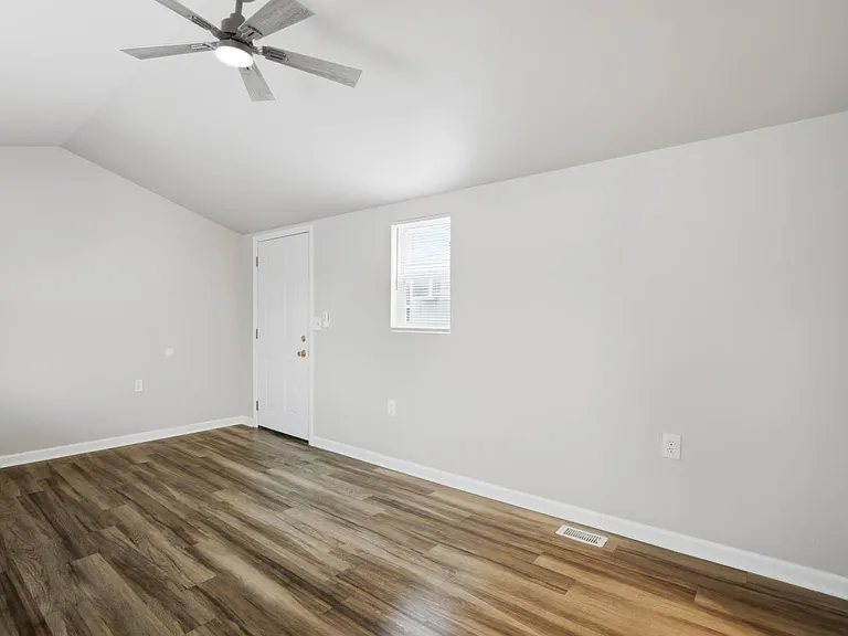22600 Middlebelt Rd #D13 — Photo 5