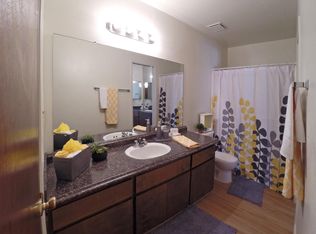 3440 Colonial Dr APT C, Modesto, CA