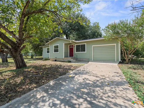 22 Park Ln, Lampasas, TX 76550