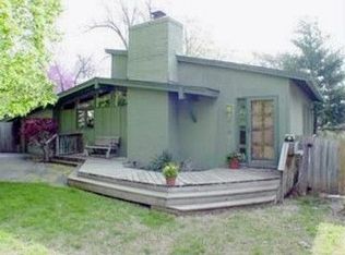 7815 Chadwick St, Prairie Village, KS 66208