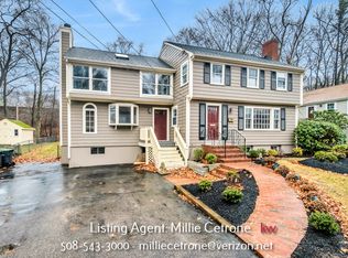 127 Vincent Rd, Westwood, MA 02026