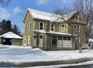 312 Maple St, Morrisville, VT 05661