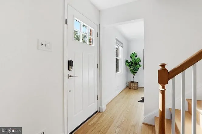 2826 W George Mason Rd — Photo 4