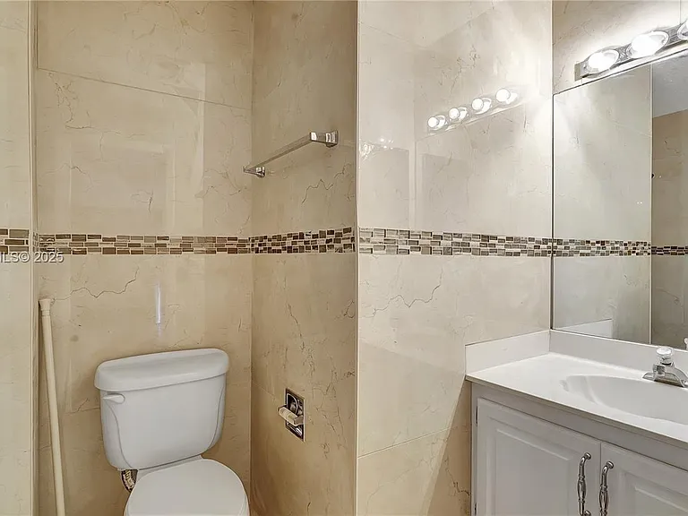 205 Dunwoody Ln #1785 — Photo 15