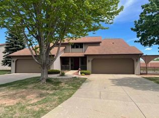 2381 Cedar Rdg, Green Bay, WI 54313