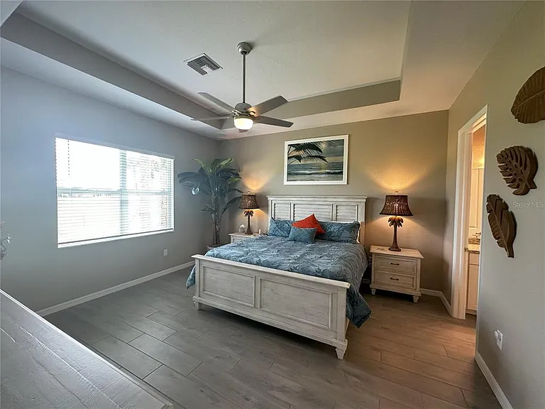 25115 Longmeadow Dr — Photo 14