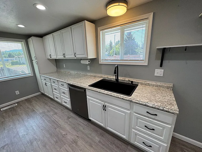 Ashman - 113 S Gardner Rd. — Photo 8