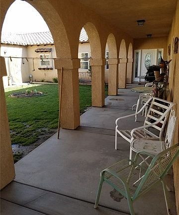 3rd image of 14713 Marigold St