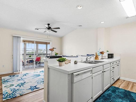 2nd image of 201 Landing Rd. #H