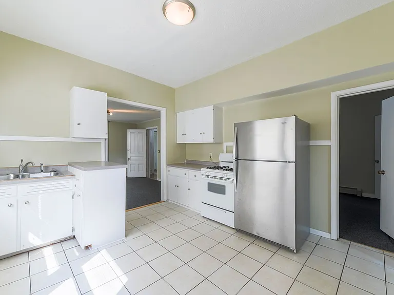 2541 Aldrich Ave S — Photo 6