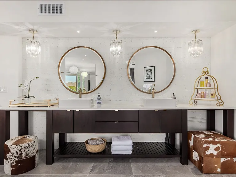 5655 N Camelback Canyon Dr — Photo 43