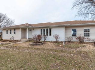 1103 Chestnut Rd, Seymour, MO 65746