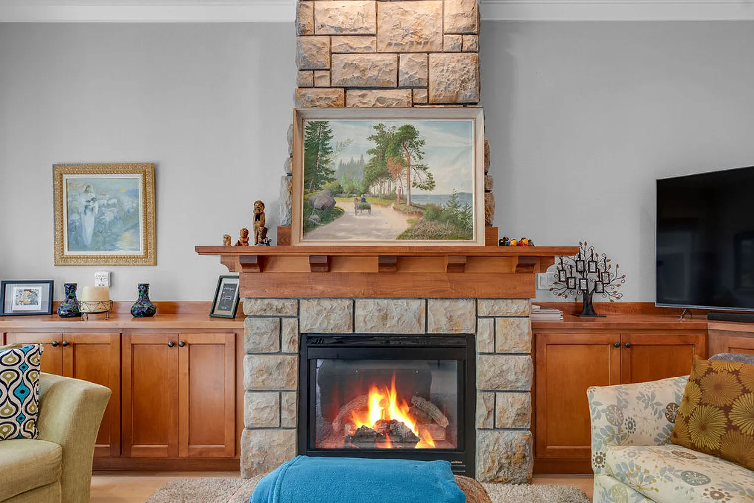 2 bed, 1.0 bath, 1797 sqft, $3,209 — Photo 4