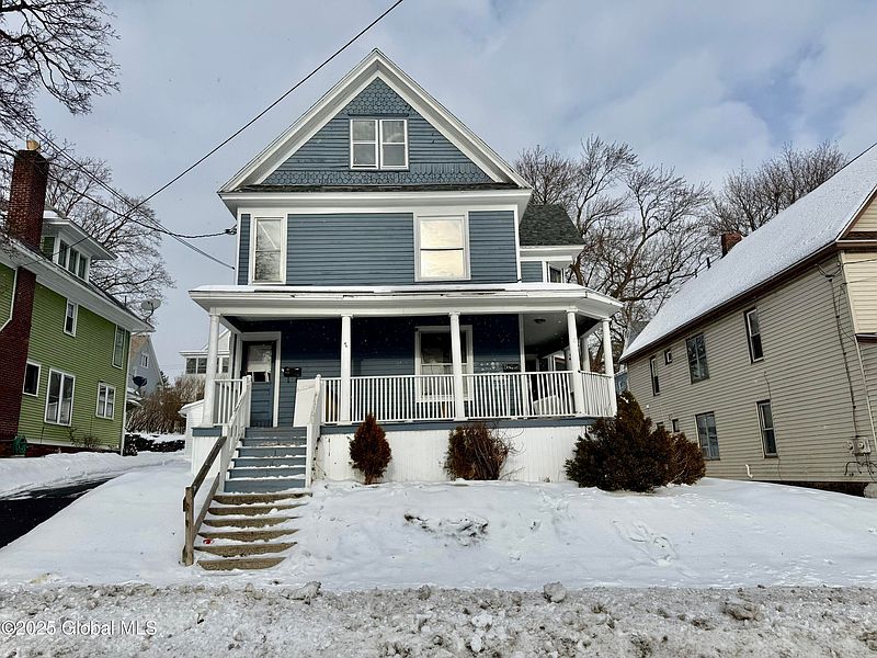 2nd image of 7 Romeyn Avenue