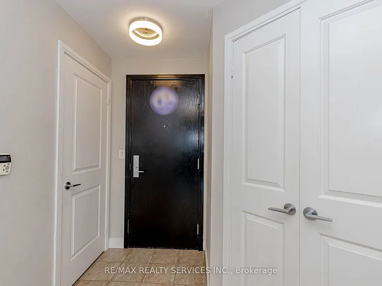 90 Absolute Ave #1203 — Photo 4