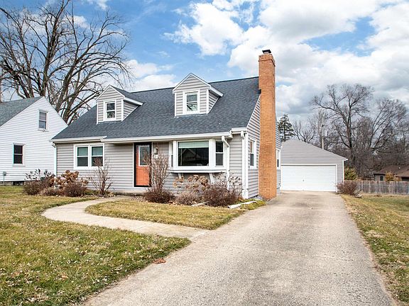 3rd image of 2113 W Richwoods Blvd