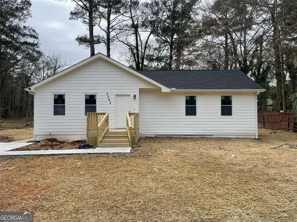 5385 Booker T Dr, Morrow, GA 30260