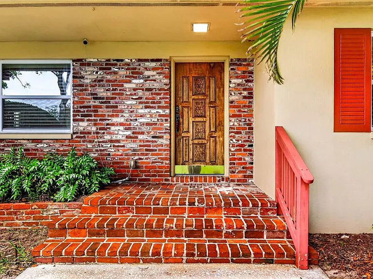 7 Eagle Ln — Photo 2