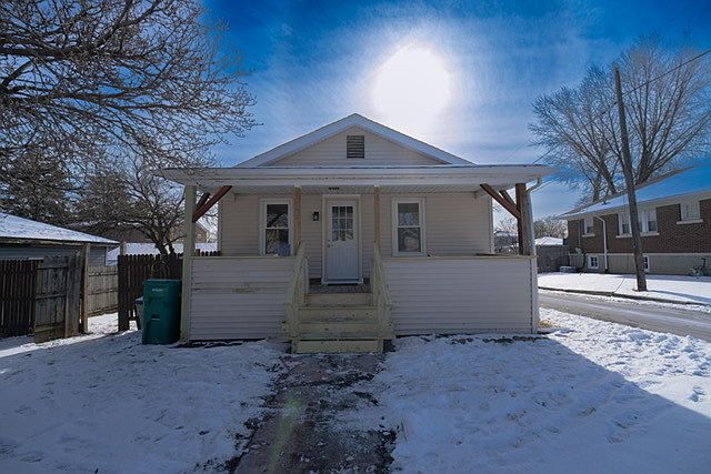 1st image of 806 Woods Ave