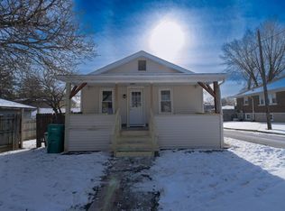 806 Woods Ave, Joliet, IL 60436