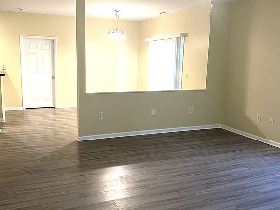 5th image of 1129 Turtle Creek Rd #D